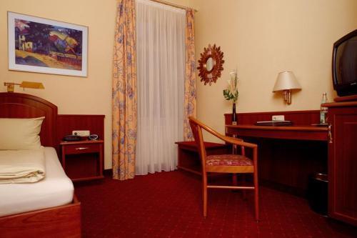 Hotel Schweizer Hof Baden-Baden Oda fotoğraf